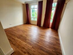 Kew Crescent (D16), Terrace #554644371